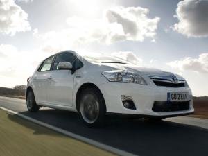 Toyota Auris HSD 2010 года (UK)